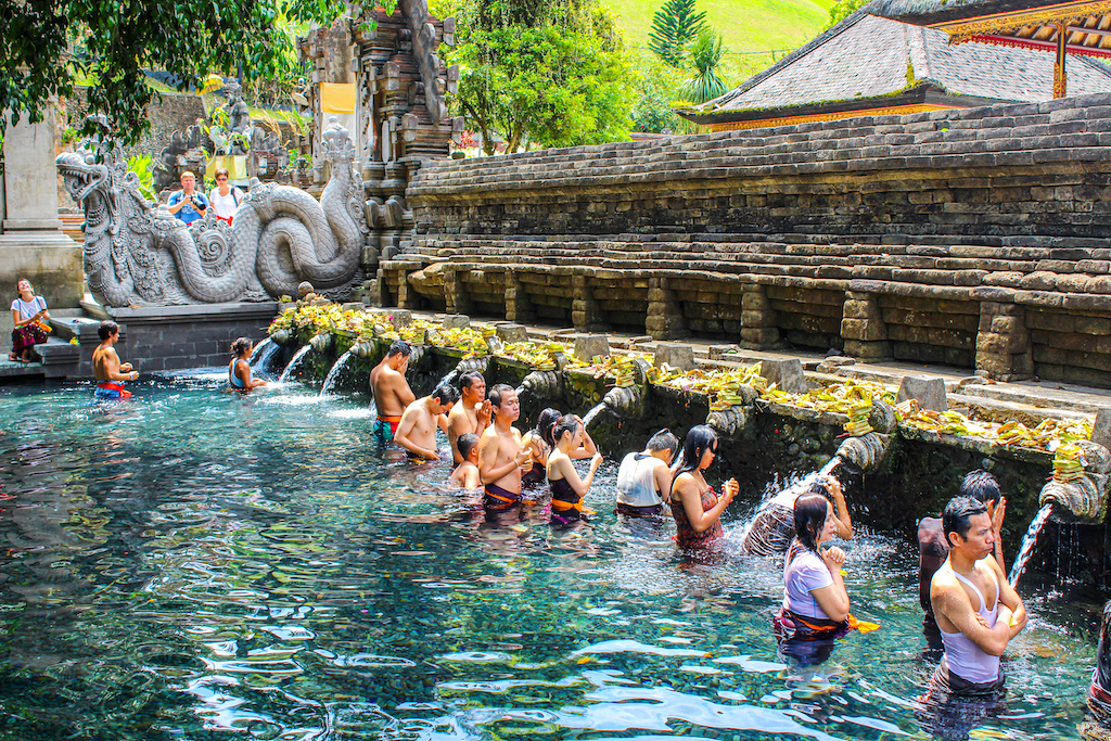 Tirta Empul Temple - Travelnata