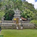 Visiting Pura Ulun Siwi Temple.