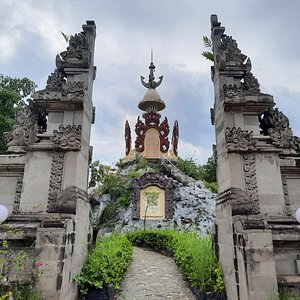 Tirta Segara Rupek Temple