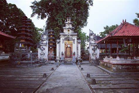 Pucak Mundi Temple