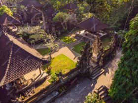 Gunung Lebah Temple